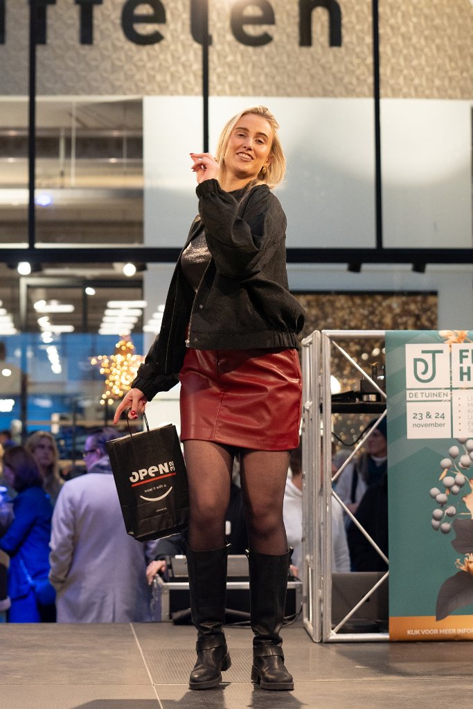 Modeshow 170.jpg